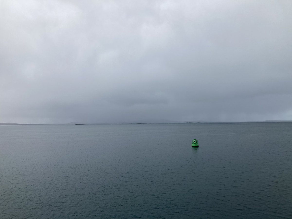 callyyeatman's tweet photo. For those of you who like a shipping bouy. #soundofharris #starboard #green https://t.co/eKMC4BwZgV