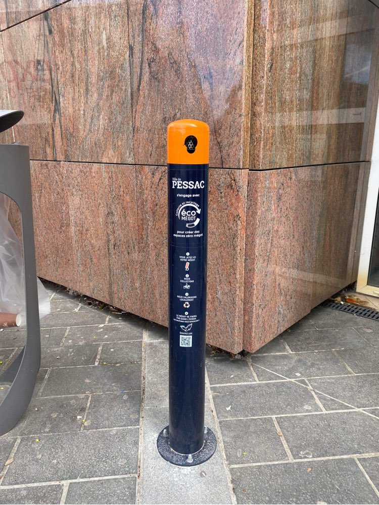 Matthieu_FOSSE's tweet photo. Cendriers fabriqués en Gironde + Collecte à vélo + Recyclage local ♻️✅
Le compte est bon pour @Villedepessac 

@JeremieLandreau @RaynalPessac 👏 https://t.co/SbFx9VD1BD