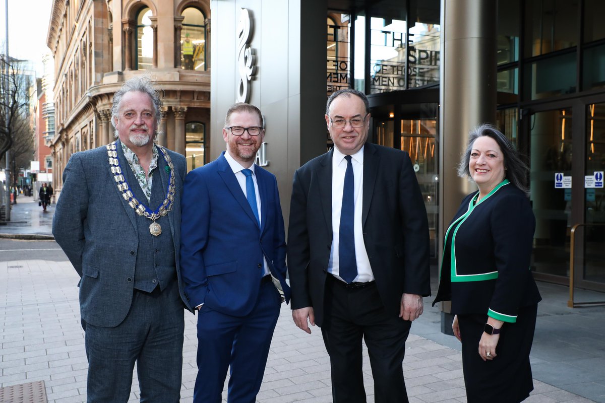 Belfast Chamber was pleased to host the Governor of the Bank of England Andrew Bailey on his first visit to NI in the role. Members had a useful discussion with the Governor on issues including labour supply, business costs and the rising cost of living belfastchamber.com/news/latest-ne…