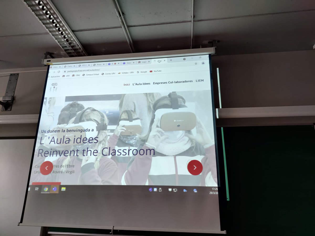 argeturv's tweet photo. Presentació #Introscratch i #Aulaidees a la jornada d’innovació docent @universitatURV
@CristinaValls06 @jholgadog https://t.co/bzNgZr1SJa