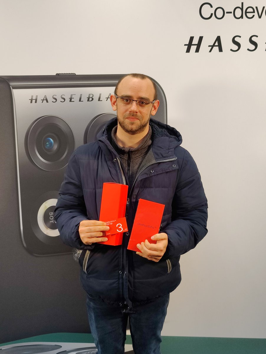OnePlus_BEFR's tweet photo. Tellement heureux de vous retrouver à notre #OnePlusPopUpBrussels ! Vous pouvez encore venez découvrir et acheter votre #OnePlus10Pro à la Fnac City 2 à Bruxelles jusqu'à 20h! P.S. (nous avons plein de goodies qui vous attendent) https://t.co/65f9oC5C3o