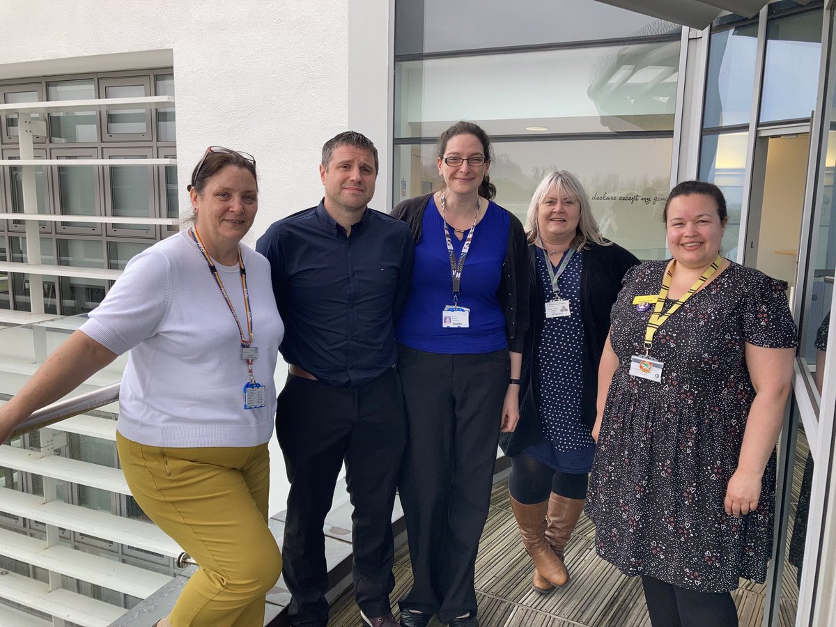 UCSD_HealthPro's tweet image. The best days in education are those when a learner makes a difference. Meet Dan one of our new @UHP_Apprentices #theatres. Be sure to ask him about Steve when you meet him #bemoresteve @JoHickey10 @titteryenot @Luce23 @MariaWoodger @AnnJamesNHS