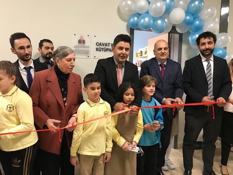 maltepemem34's tweet photo. .@maltepeio Okul Kütüphanesi açılışı,Ak Parti İstanbul Milletvekili Sn. @OsmanBoyraz,Kaymakamımız Sn. @TiryakiBahri,İlçe Milli Eğitim MüdürümüzSn. @h_aydogdumeb,hayırseverler ve Okul Müdürlerimizin katılımıyla yapıldı. 
@tcmeb @meb_dhgm @OzilLevent @memleventyazici @istanbulilmem https://t.co/stEvoe5uUp