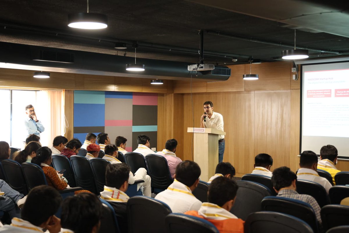Tejasvi_Surya's tweet photo. #BJYMBharatDarshan Delegates visited @NASSCOMStartUps and @Ktech_Hub today to understand their functioning.

Start-up friendly policies of PM Shri @narendramodi-led Government have given more scope for youth to learn &amp; also generate employment opportunities.

@ITBTGoK @BJYM https://t.co/a8VO6s1Ngl