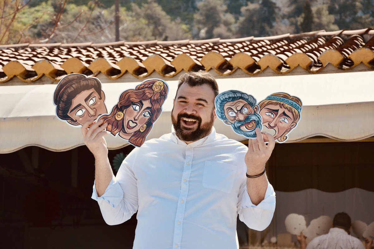 YianHon's tweet photo. Ένας ιερέας, μια εταίρα, ένας ηθοποιός και ένας σκλάβος, όλοι ύποπτοι και όλοι ερμηνευμένοι από τον ταλαντούχο Ioannis Backogeorgos στο διαδικτυακό παιχνίδι μυστηρίου: “Ποιος σκότωσε τον Καλλίμαχο;”
Σύντομα διαθέσιμο… #online #murdermystery #ancient #Greece https://t.co/NvEdOAZMvH