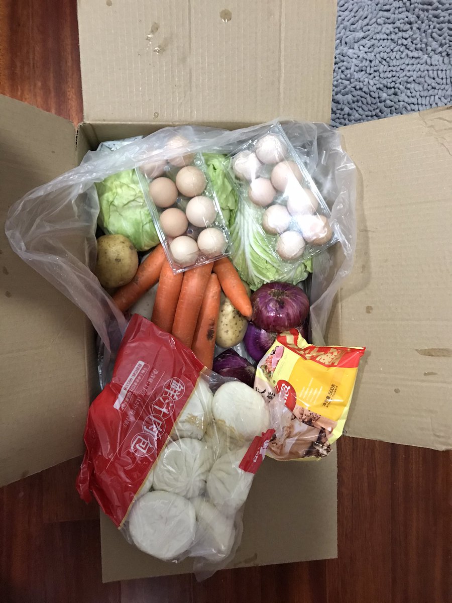 #Shanghai lockdown. Just received free COVID-19 lockdown food supply. We are still going head-to-head with COVID and it’s not the right time to back off.