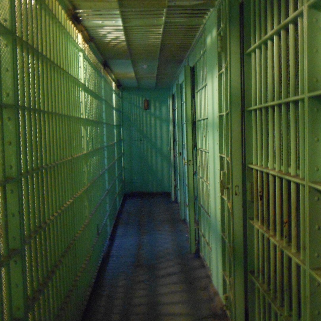 #sapsEC Two robbery accused, both aged 24, were sentenced in the Gqeberha  Regional court on 31/03 for a case of robbery aggravated which took place on 25 Sept 2021 in Bethelsdorp. #Sentencing #TrioCrimes ME
saps.gov.za/newsroom/msspe…