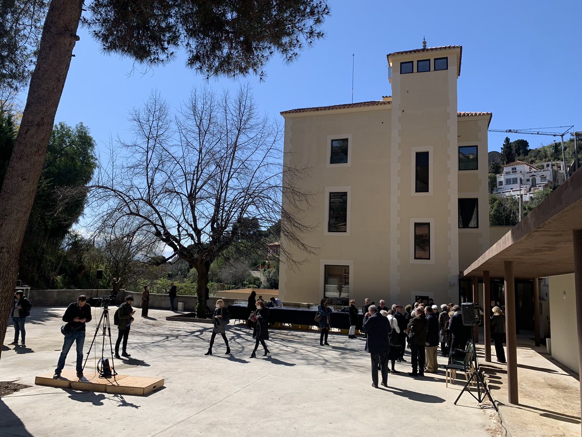 jmartigalbis's tweet photo. La inauguració del nou centre docent Eina Bosc de l’Escola de disseny @EinaBcn a #Vallvidrera és una gran notícia per la ciutat i pel país. Moltes felicitats i els millors desitjos de futur des de l’equip de @JuntsxCatBCN @JuntsXCatSSTG https://t.co/j6L1q10iHi