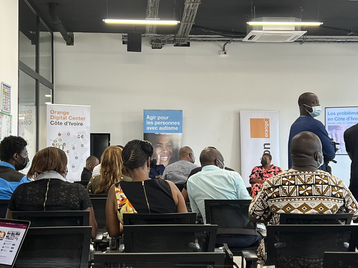 MFatoumbi's tweet photo. #FondationOCI #FOCI point de presse organisé par la @Fondation_OCI en prélude de la Journée Mondiale de la Sensibilisation sur l’Autisme.
#FondationOCI #FOCI https://t.co/cu0LqaVfhv