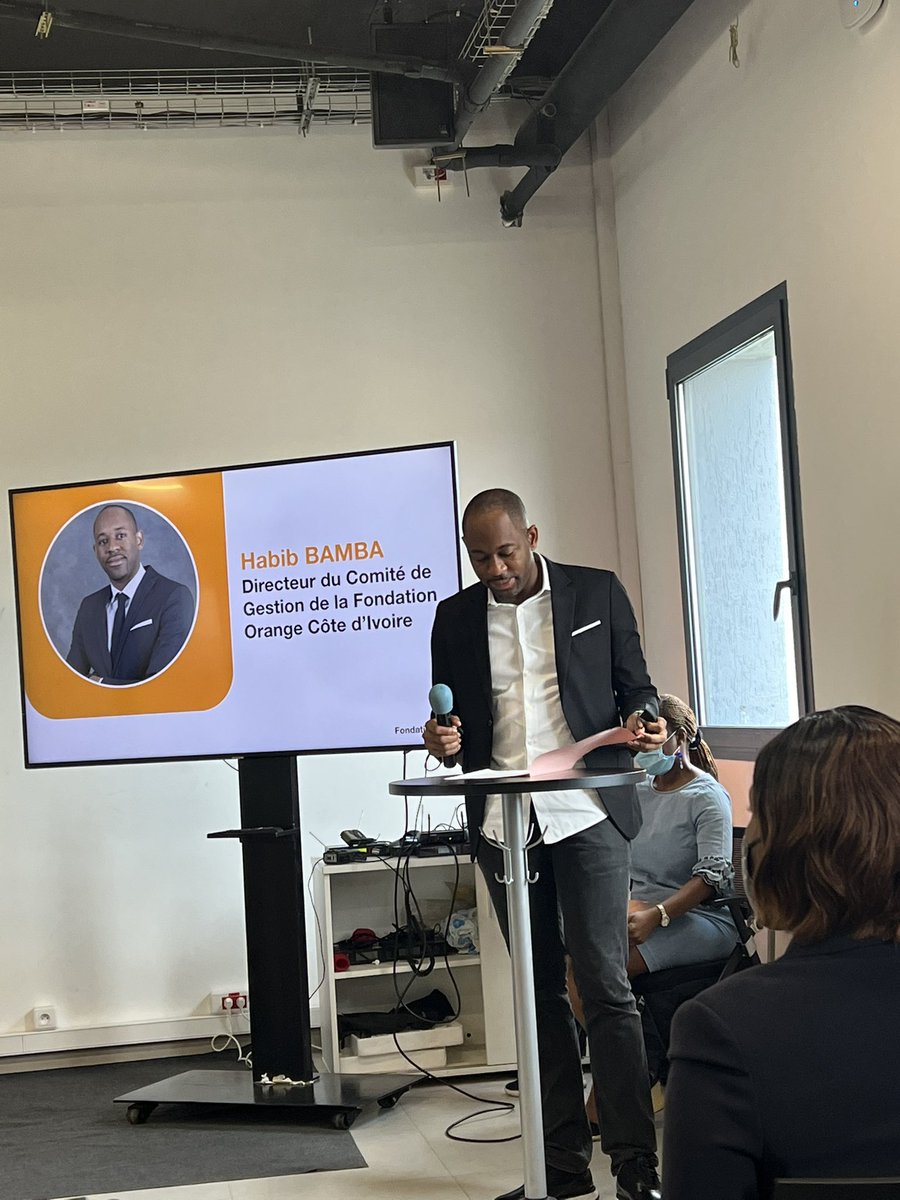 MFatoumbi's tweet photo. #FondationOCI #FOCI point de presse organisé par la @Fondation_OCI en prélude de la Journée Mondiale de la Sensibilisation sur l’Autisme.
#FondationOCI #FOCI https://t.co/cu0LqaVfhv