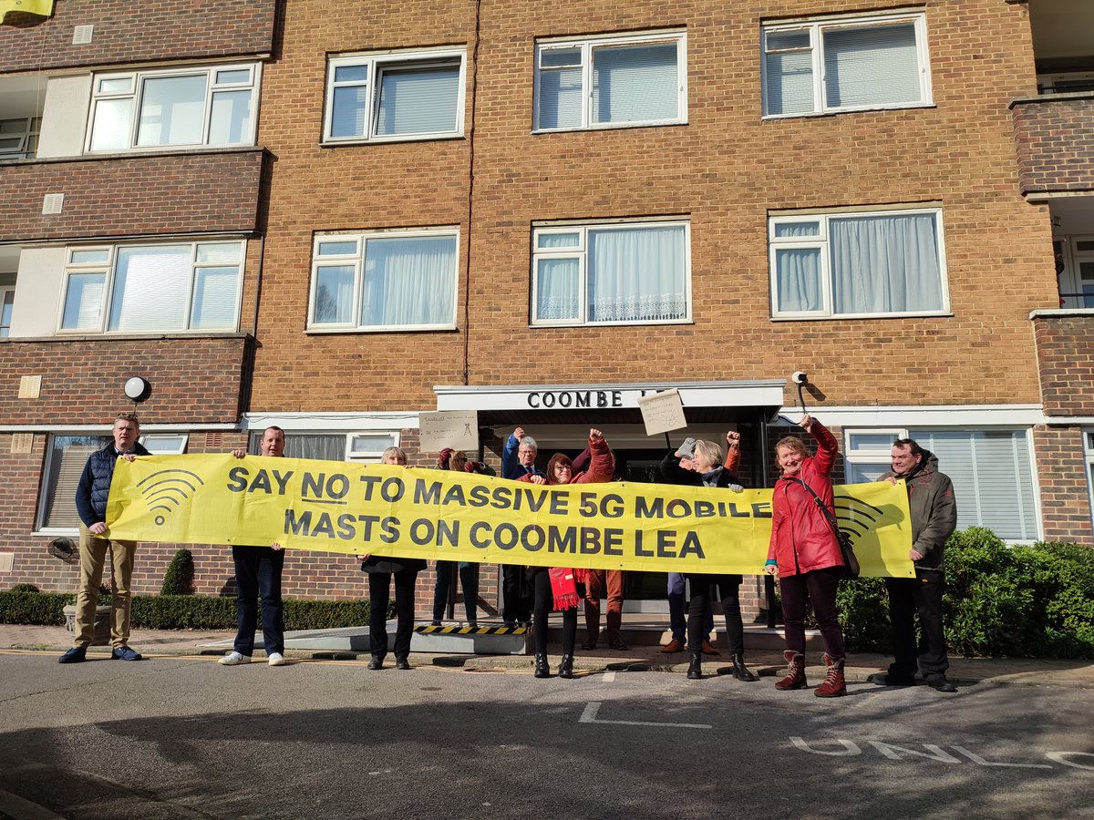 stop5Ghove's tweet photo. If only @ThreeUK @EE's planning appeal were an #AprilFools. Sadly, attempted #5G corporate theft is no joke for the homeowners of #Hove. Help support the #BHCC decision to refuse planning permission to these tech #jokers by 6 April! https://t.co/BPbQgSX2o9 @Gary4Hove @BHGreens https://t.co/djBZcWayz8