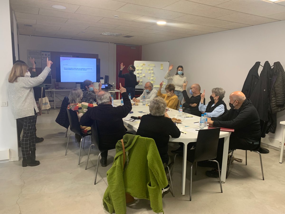 ininvalles's tweet photo. ℹ️ Ahir a Castellar del Vallès, 4t taller de generació d'idees  entre la gent gran per donar resposta als reptes de #envellimentactiu 👉'El disseny i la innovació industrial al servei de l’envelliment actiu al Vallès', organitzat per l’Institut d’Investigació i Innovació @I3ptT💪 https://t.co/wuZK6PL2xt