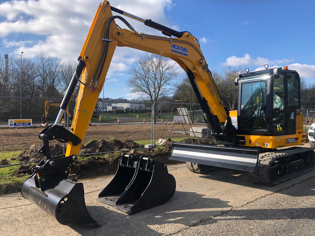 Watling_JCB's tweet photo. The first of two JCB 100C-2 Excavators delivered to Hickford Construction featuring a range of buckets π
#jcb #jcbattachments #miniexcavator #trackedexcavator #excavators https://t.co/yX5OVuPoOk