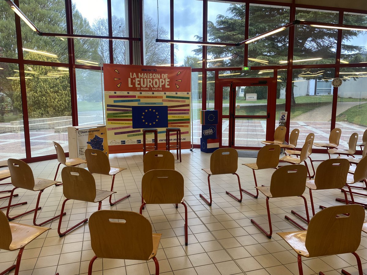 ch_rouillon's tweet photo. 💪🇪🇺 Conférence sur l’avenir de l’Europe à @Coulaines à 18h à l’espace culturel Henri Salvador, place de Jean-Claude Boulard.
Venez donner votre avis sur plus de souveraineté européenne pour la défense de l’énergie de l’industrie, de l’alimentation… @EU_CoR @AdinaRevol #Cofue https://t.co/3iX7WMHIVR