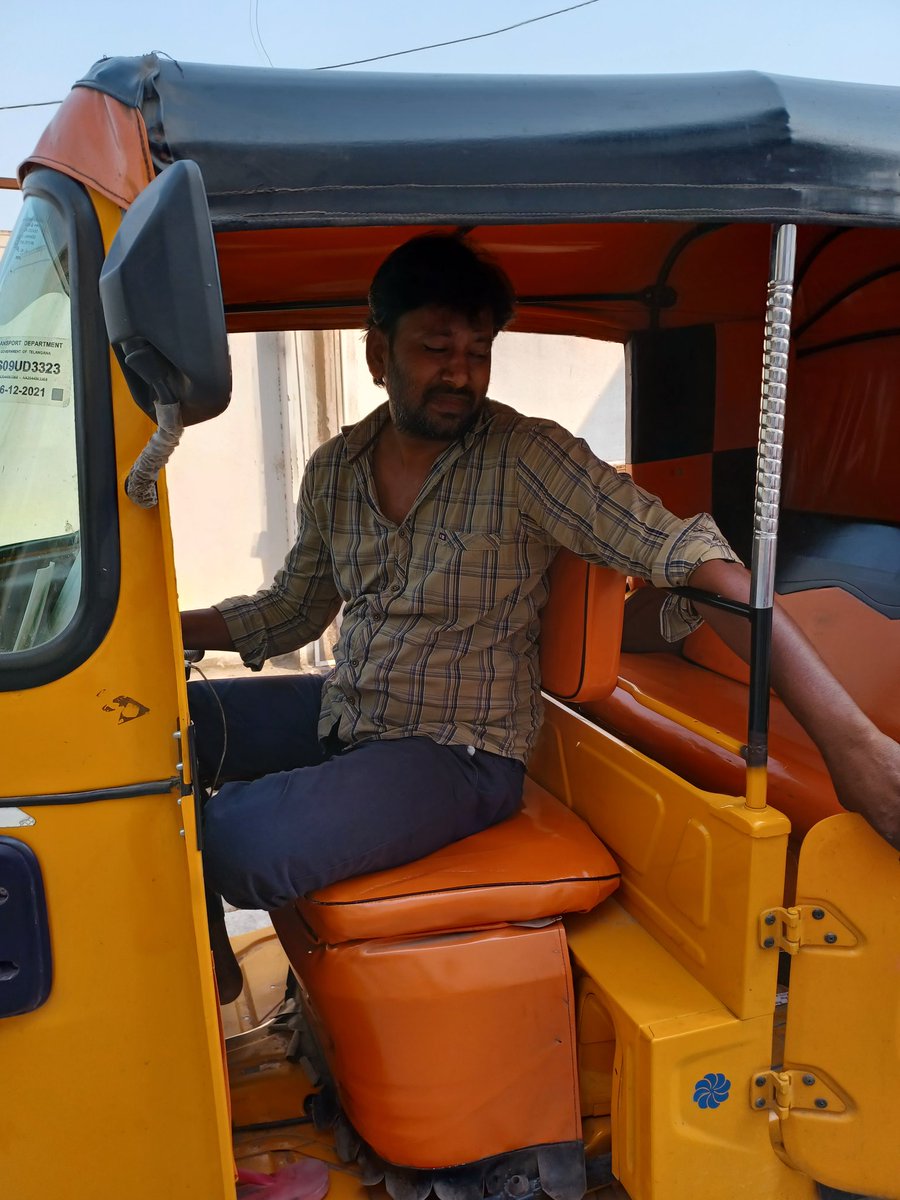 vishwa_hc's tweet image. Another shamless @Olacabs driver refused to pickup after boarding and offboarded a mother accompanied by 2 year baby. Shamless @ola_supports . He needs 300rs for a 150rs ride. And finally I had to bear cancelation charges. #stopusingola