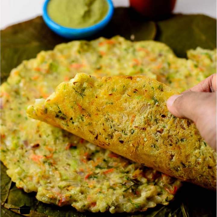 MdMuhindi's tweet photo. Bread and other starch based foods make the best accompaniments for stews. Though the world is really hype about wheat-based bread, there are other alternatives for those who are wheat intolerant. One of those is the #AkkiRotti.
#indianfood #foodie  

Mlolongo KICC damaris Too https://t.co/8UFFaq784Z