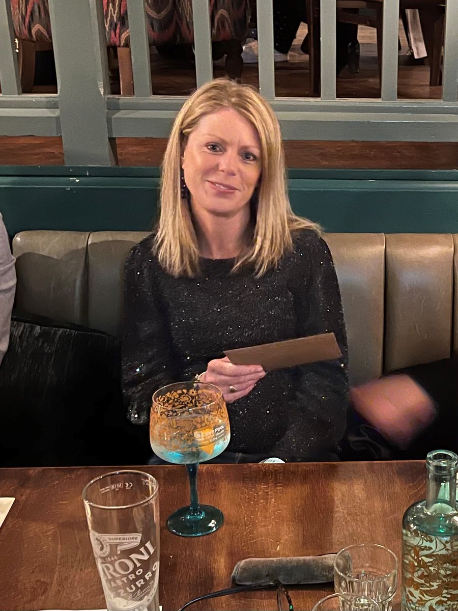 YRHFT's tweet photo. We would like to say the biggest THANK YOU to our lovely Leigh, who we bid farewell to yesterday after 6 years with YRH! She has been an integral part of everyone's journey within YRH! Good luck in your new adventure - missing you already! #farewell #notgoodbye #goodluck #YRHFT https://t.co/F6s1GoJPui