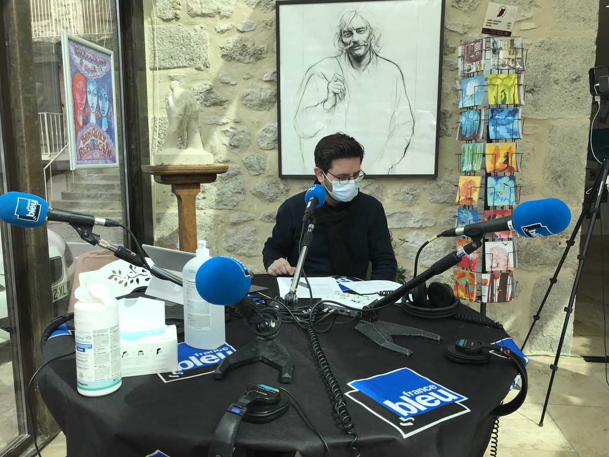 icidromeardeche's tweet photo. L’émission Ma France est au pays de Jean Ferrat ce vendredi #Ardèche ⁦@francebleu⁩ ⁦@WendyBouchard⁩ jusqu’à 14h https://t.co/4UUXVdFpRf
