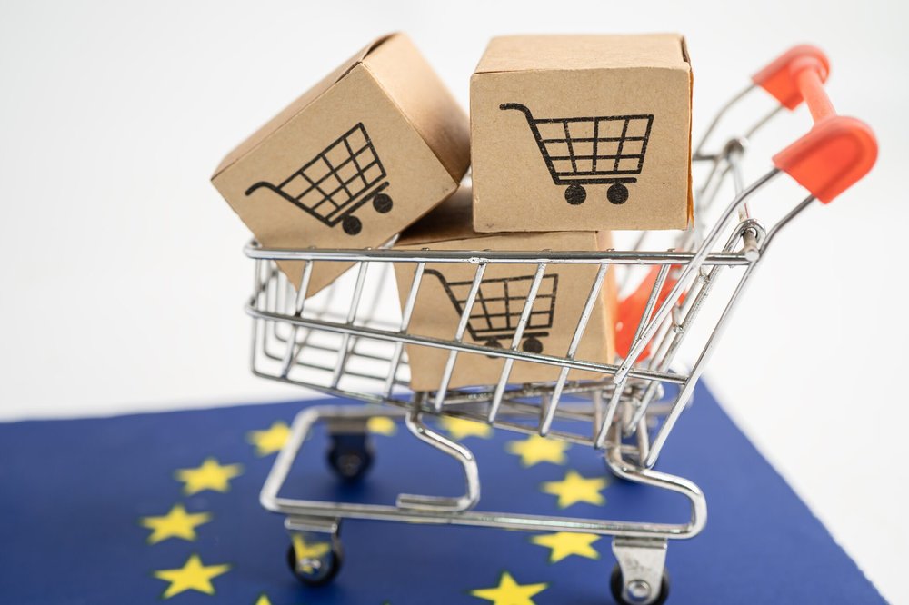 Transiteo_log's tweet image. Cross-border e-commerce continues to grow in Europe generating more than 58 billion euros by 2021 while 9 more cross-border sellers join @IKEA in the top 10 this year including @hmfrance, @LEGO, @Zalando, @Lidl, @AboutYou, @JYSK, @ZARA,@Bauhaus and @Euronics.

 #ecommerce #Europe