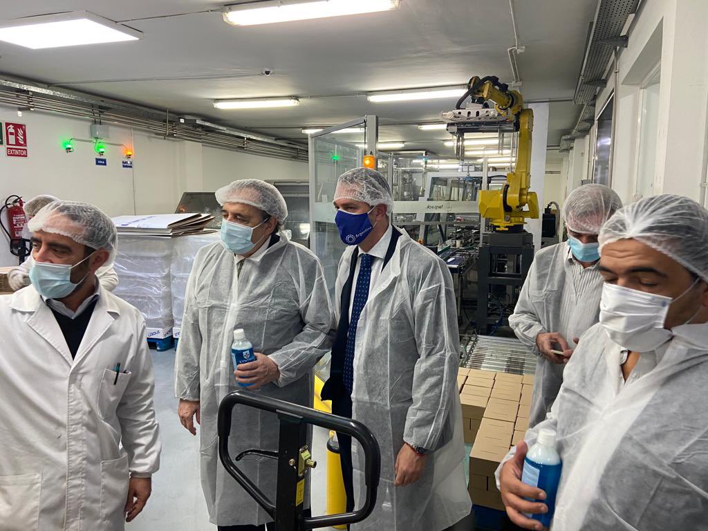 ARGenesp's tweet photo. 🇦🇷➡️🇪🇸| Transferencia tecnológica de Argentina a España.

De Brix Medical Science (ARG) a Boniquet (ESP), una de las 3 fábricas más grandes de Europa y referente a nivel internacional en higiene dental.

El producto argentino llegará desde Barcelona a Europa, Asia y África. https://t.co/nNXLDHutnD