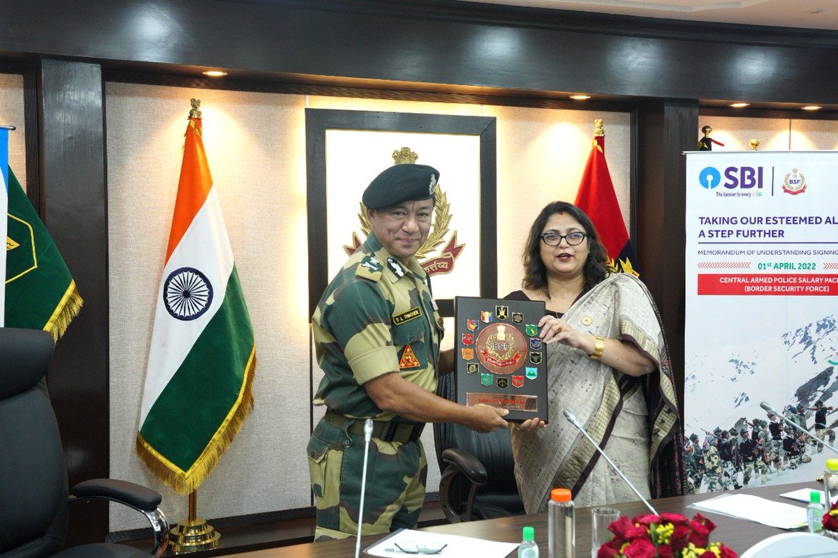 BSF_India's tweet photo. 01 April 2022 
MoU on Central Armed Police Salary Package (CAPSP) signed between @BSF_India &amp; @TheOfficialSBI at BSF Headquarters, New Delhi incorporating Special Package providing free accident cover, attractive loan facilities &amp; superior banking convenience to BSF personnel. https://t.co/VSpOOaPgeH