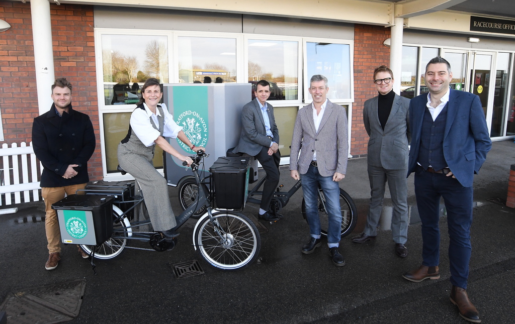 StratfordDC's tweet photo. E-Cargo Bikes are coming to #Stratford District &amp; the scheme officially launches on Monday 4 April.
The team will be at the Corn Market (top of Sheep Street) in Stratford from 11am to 2pm demonstrating the bikes together with @pashleycycles @ShakespeareBT @AlscotEstate https://t.co/HGez11DGII