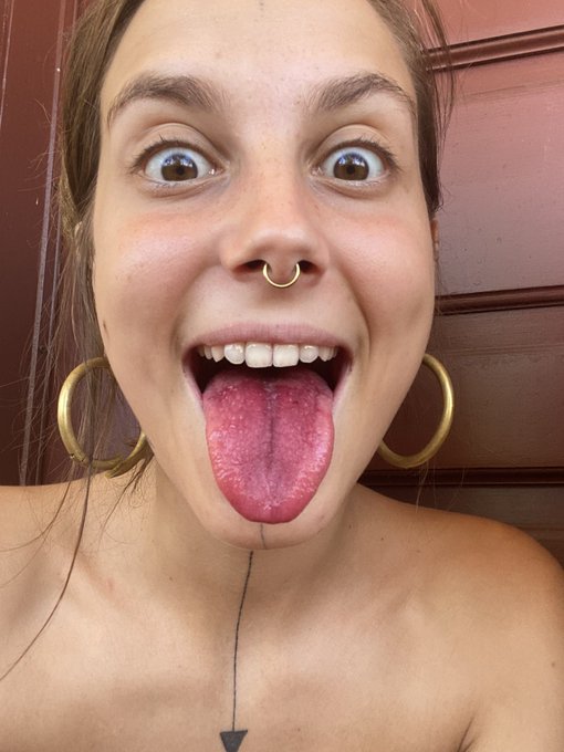 Let&rsquo;s desexualize me https://t.co/5hGDxSKrqy