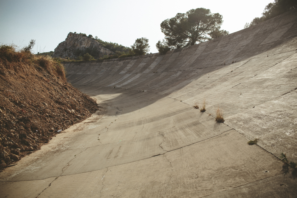 EnginyeriaCiviI's tweet photo. Fa 100 anys l'enginyer Francesc Armengol, impulsor de la ciutat– jardi de Terramar a @AjSitges va idear la creació d'un #autodrom com un dels serveis per a la nova urbanització
https://t.co/gUxsnMU0Tf
Es pot visitar @Atdrm_Terramar
https://t.co/plOuqGqFEy
#EnginyeriaCivil https://t.co/XlPtIZHD8B