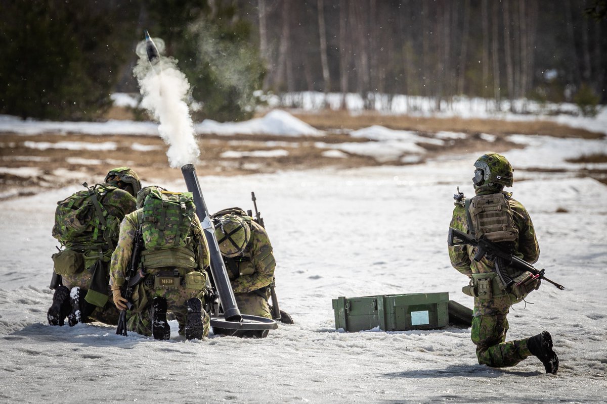 Henkilökunta ylläpitää ja kehittää osaamistaan.

#kaartjr järjesti tällä viikolla valtakunnallisen TRA 3 kurssin.

Viikon aikana harjoiteltiin panssarintorjuntaa sekä epäsuoran tulen käyttöä rakennetulla alueella. Tulituki- ja raskaat aseet tulivat tutuiksi.

#maavoimat #pst #tra