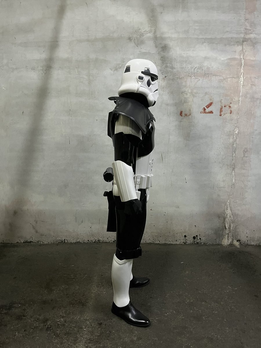 JPNwife501stTW's tweet photo. Panda Executioner Trooper🐼
From fantasy universe zookeeper….
The main job is to manage and animal protection.
Request to join CRLs！

#501st #StarWars #PandaExecutionerTrooper 
#firstimperialstormtrooperdetachment
#ProductionDateApril1
#NewCRLApply
#aprilfoolsday https://t.co/HppatK47up
