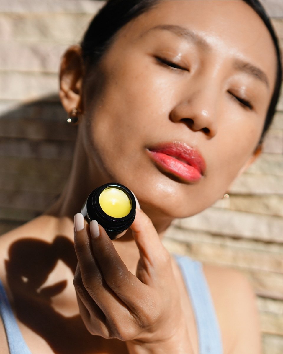 This beautiful photo of @uyentuesday is just one of the stunning shots featured on our updated website. The gorgeous texture of all our products is highlighted throughout with the hope of allowing you to experience how special they are.