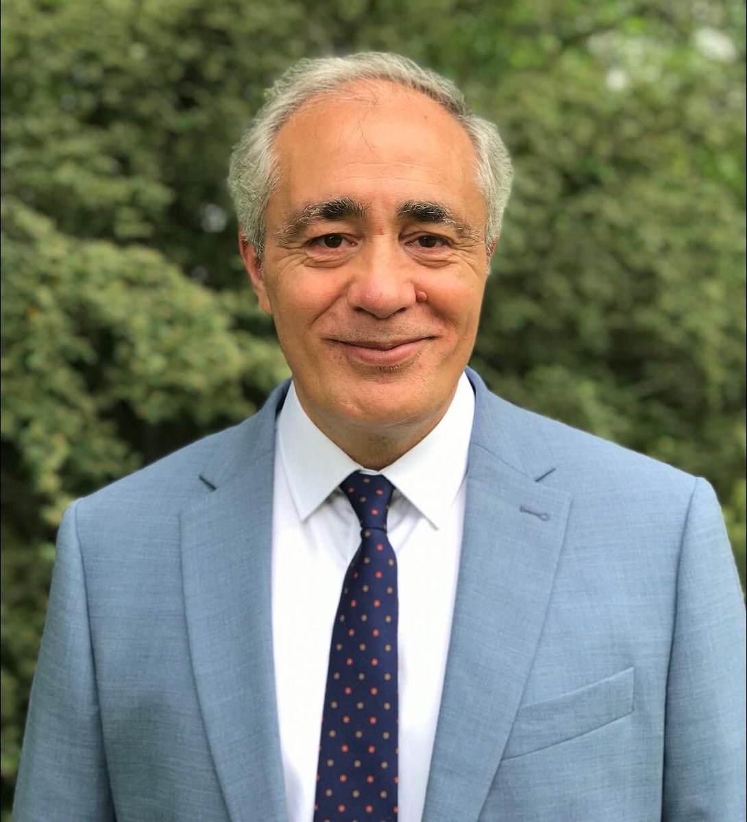 OuchikhKarim's tweet photo. « Je n’ai pas une goutte de sang français mais la France coule dans mes veines »

– Romain Gary

Kabyle par mes origines, Français de cœur, passionnément, #JeVoteZemmour sans hésitation pour restaurer la grandeur de notre pays et garantir la prospérité de notre peuple. https://t.co/CzHT9LRl9b