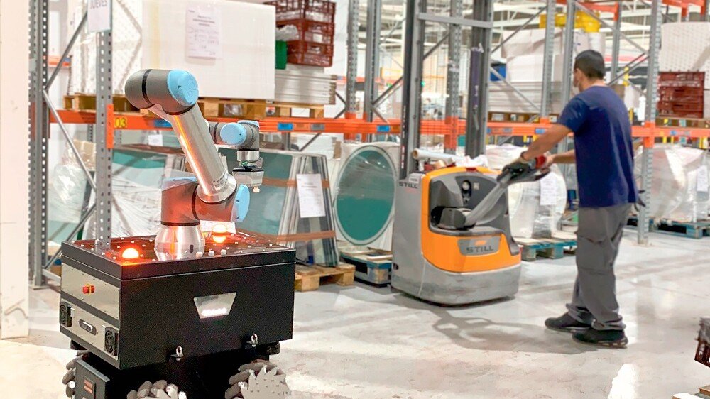 logi_block's tweet photo. El proyecto #LogiBlock facilita la optimización y control de las operaciones logísticas, a través de la aplicación de algoritmos matemáticos avanzados, que se incorporan en nuestros robots #AGV, traduciéndose en un ahorro considerable de costes de operación. https://t.co/sjzMR1NvxW