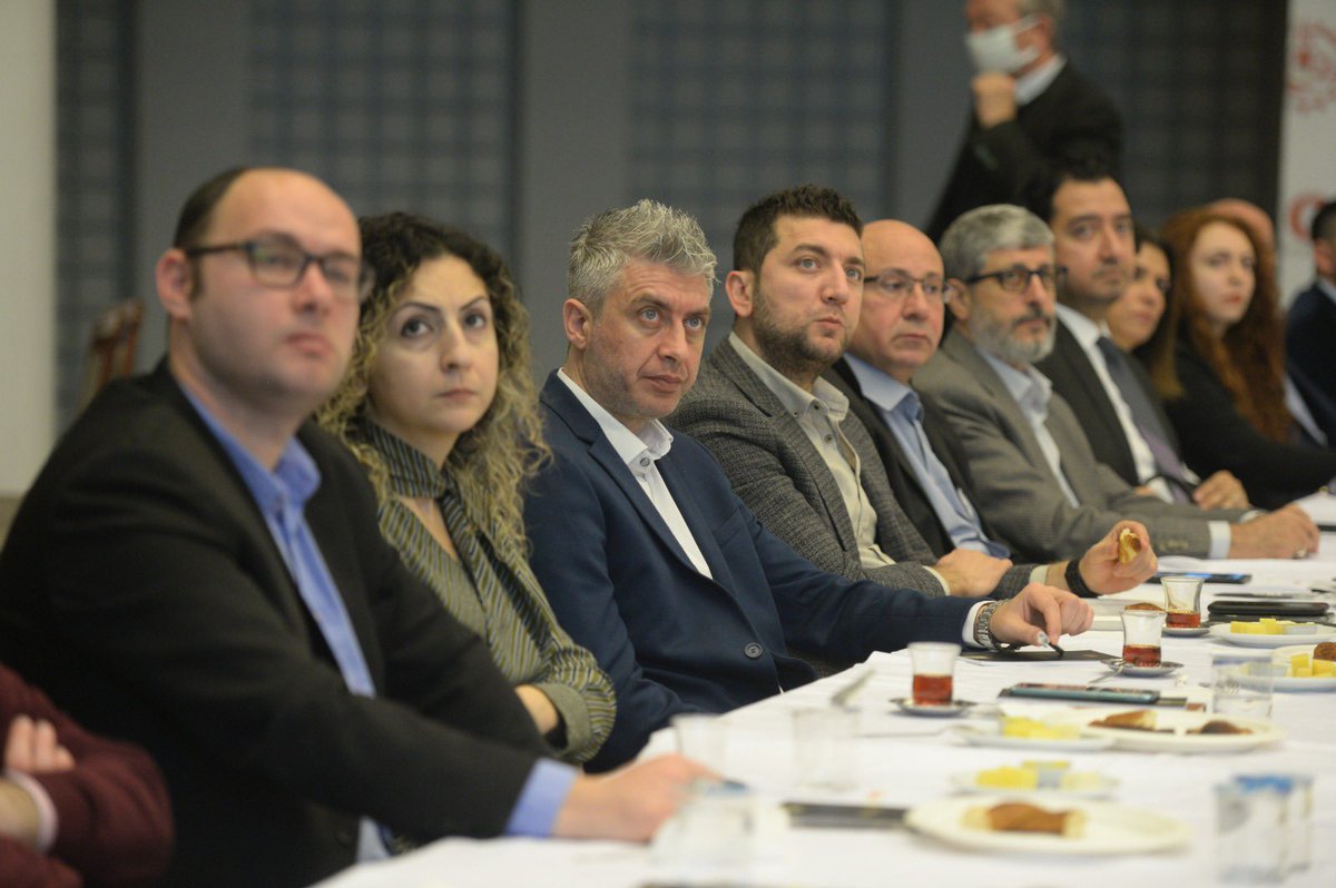 BursaTSO's tweet photo. ➡️Yönetim Kurulu Başkan Yardımcımız Cüneyt Şener ve Bursa Uzay Havacılık Savunma Kümelenmesi (#BASDEC) üyeleri, Bursa Teknik Üniversitesi (#BTÜ) Rektörü Prof. Dr. Arif Karademir ve BTÜ çatısı altında faaliyetlerine başlayan Bursa Teknopark’ın yöneticileri ile bir araya geldi. https://t.co/jBfUp8lStq