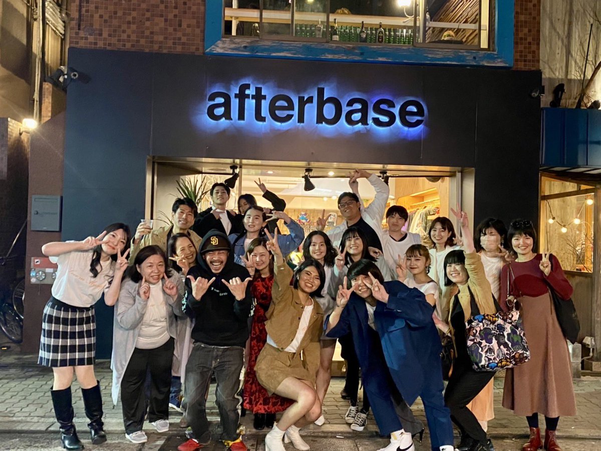 Mayu141112's tweet photo. 〜ファッションショーイベント〜
3月27日に事務所主催のファッションショーをしました!
3ヶ月間レッスンをして最初はわからない事だらけで大変だったけど楽しかった〜
最後の写真の服手作りで作った〜
初めてにしては上出来だ〜
#BlueBreeze
#ファッションショー https://t.co/GPXR4HA1B5