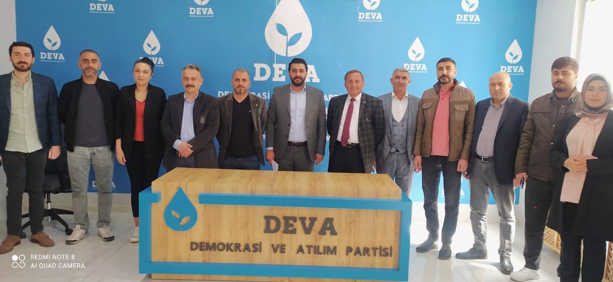 mesutyuksel21's tweet photo. @devapartisi Genel başkanımız Sn. @alibabacan ve teşkilatının teveccühü ile @diyarbakirdeva İl Başkanımız @CihanUlsen ' nin takdimi ile Diyarbakır @BaglaraDeva   İlçe Başkanlığı görevimin mazbatasını aldım. Allah hayırlara vesile kılsın. https://t.co/kSTOs5oD9l