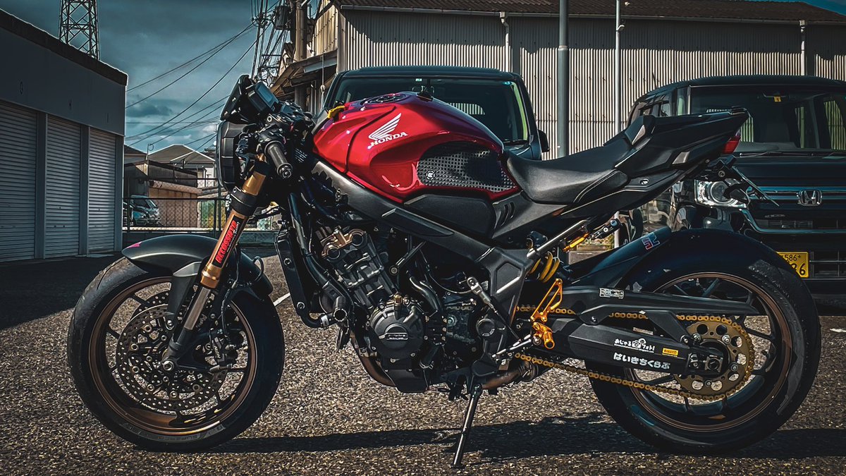 macho_rider's tweet photo. きゃ！😍

#CB650R
#ハンドルメーカーは 
#ロビーモトエンジニアリング
#RobbyMotoEngineering https://t.co/vWWUoBaZR8