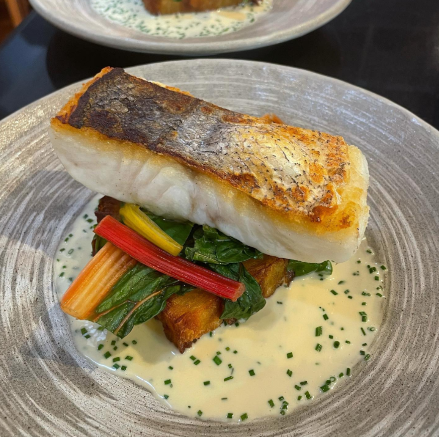 CanteenTweets's tweet photo. ⭐️JOB OF THE WEEK⭐️

@barbicankitchen are looking for a sous chef to come and work in their fun professional setting, joining a forward-thinking team 👨‍🍳

Apply today ➡️ https://t.co/k0kOQ5SIAe https://t.co/XfJ9E07ZEj