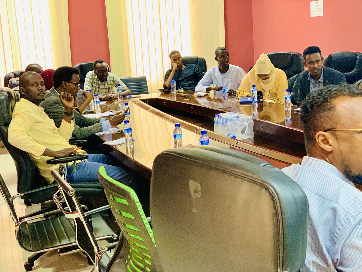 Mahadhussein26's tweet photo. As a legal officer of the Moem in collaboration with the HRM department, we facilitated training about somaliland civil Service act lr 97/2021 to employee of Moem, the main purpose of the training was about; That Employee Understand their right and obligations. #Moem https://t.co/Gd8rvVEKWA