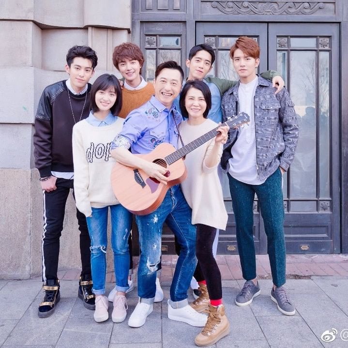 MeteorGardenBR's tweet photo. 3 ANOS DE ESPERA ACABARAM! 

A produtora Angie Chai acaba de anunciar a 2º temporada de Jardim de Meteoros! A temporada terá o nome de “Wake Up”, que traduzindo para o português significa “ACORDE” porque isso é só um sonho e não vai acontecer. https://t.co/GqUjJ0fj3H
