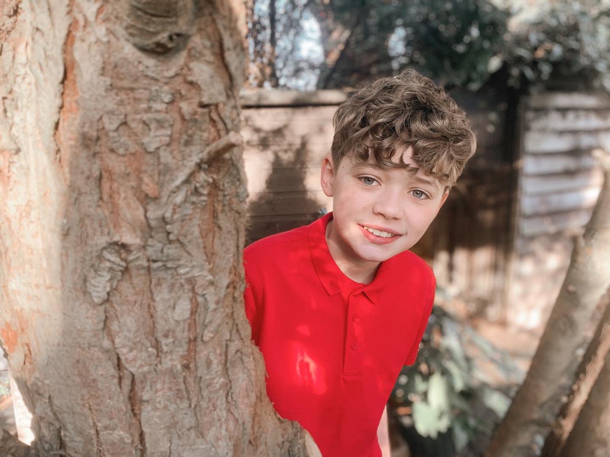 taylorsimner's tweet photo. An early morning #selftape for me today for an exciting #CastingCall! Thank you to my agents @mark_jermin_mgt for the incredible opportunities โฅ๏ธ #actorslife #Friday #FridayMotivation #castingdirectors #childactor #youngactor #markjermin #kids #outdoors https://t.co/FuhavLb4Gn