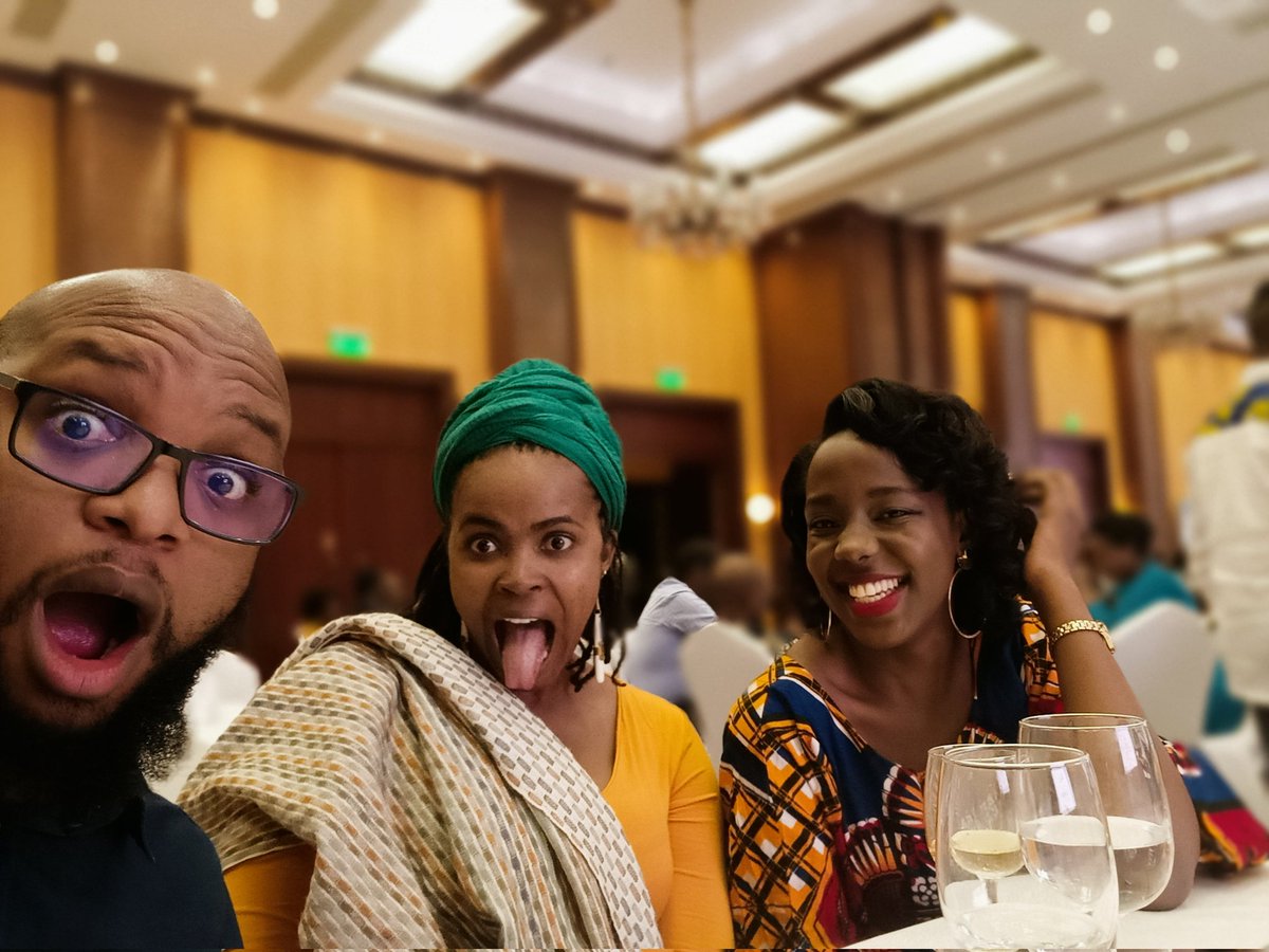 Ka_Gitonga's tweet photo. ...we play...sometimes! @Aakgaladinner @Arch_KE @aak_arch 
#worknights #dinner #architecture #Play #Kenya https://t.co/YgnD0o1sUp