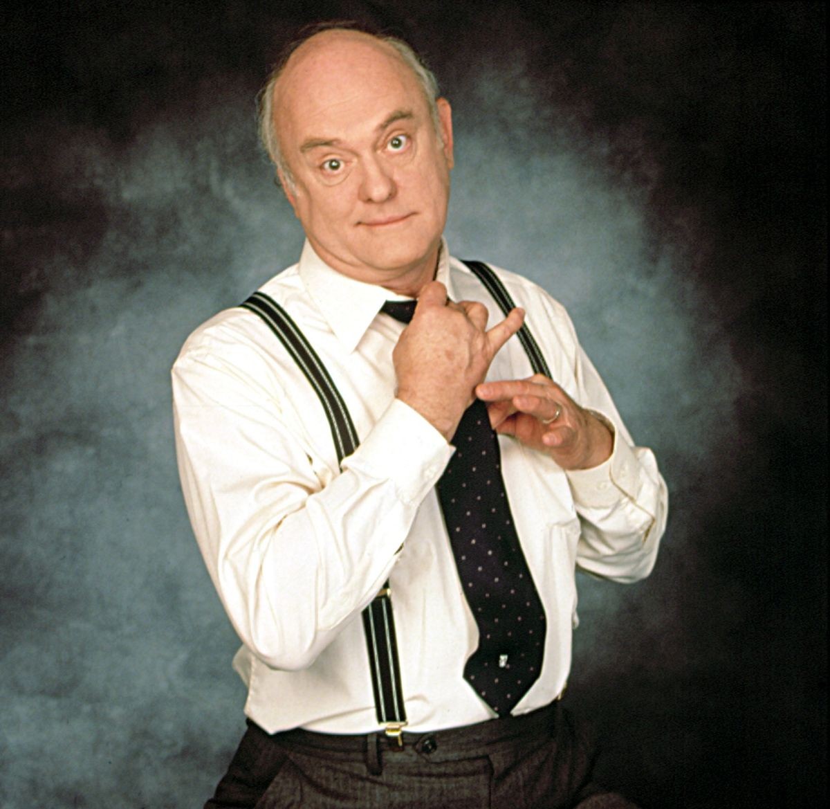 Happy birthday to Gordon Jump! He played Leonard Barton in the show! 