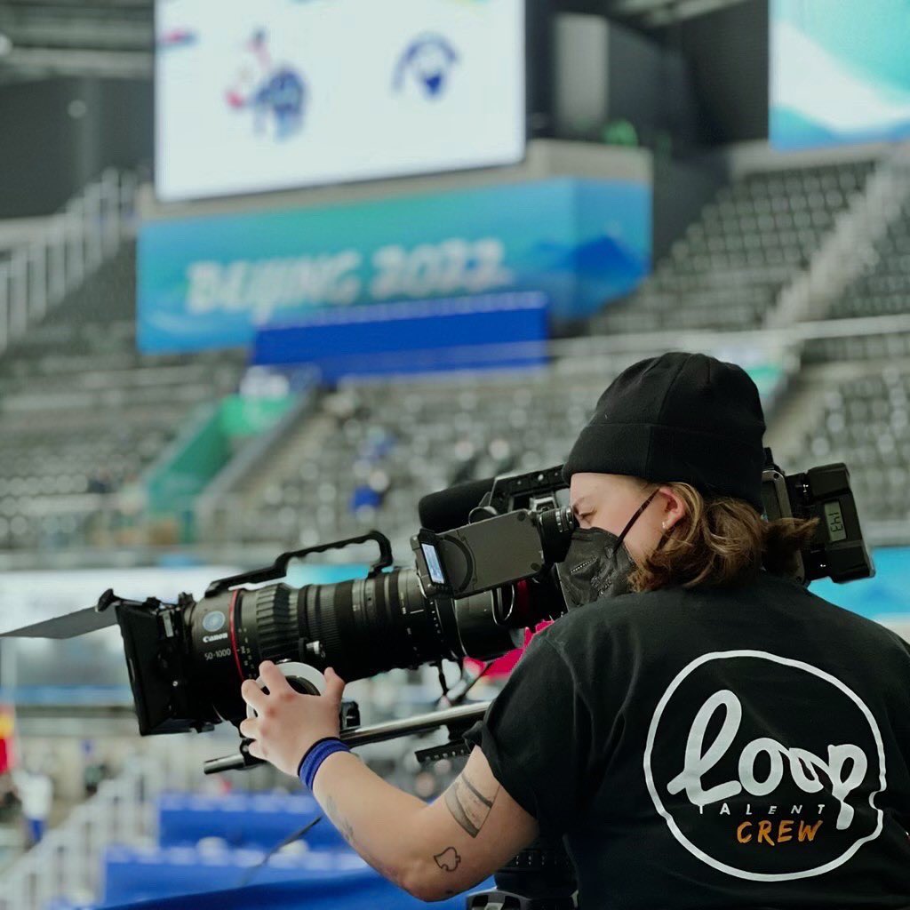 LoopTalent_'s tweet photo. Happy 1st Birthday to our #DiaryService #LoopTalentCrew repping a variety of professional #freelance #crew working #OnSet in #Film #Tv #Commercials #MusicPromos #LoopTalent https://t.co/qUxvCdTAUK