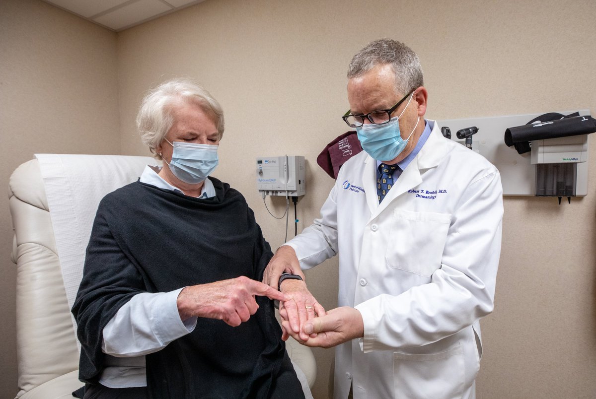 UMMCnews's tweet photo. As of 12:00 a.m. today, UMMC facilities, physicians and other providers - including @childrensofms - were removed from the Blue Cross &amp; Blue Shield network. 
Learn more here: https://t.co/se5dWJgZS1 https://t.co/dzEy4UA0p9