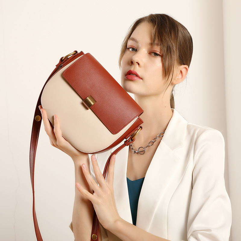 coyanacom's tweet photo. Coyana fashion stylish genuine handbag https://t.co/EGXrA5Sd4F