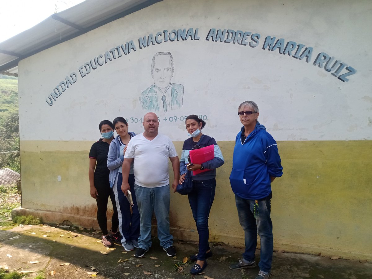 AndersonORomero's tweet photo. Ayer desde la #AldeaLaRinconada  #UENAndresMariaRuiz En compañía de la supervisora de circuito Enlace del CNAE @_LaAvanzadora @RosangelaOrozco @FreddyBernal @arguelloyepfri @Berzabethg1 @supervisionZET1 @bellita_24 @ZonaEducTachira @PSUVTachira @carolyshelena @leotriana938 https://t.co/sNyI14oYMf