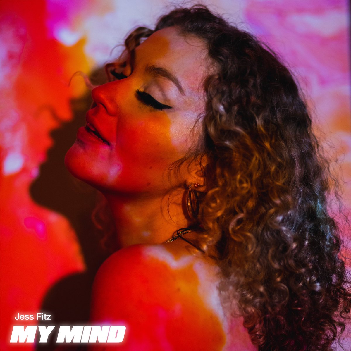 Helloo my debut EP ‘My Mind’ is OUT NOW! 🔮✨

6 funky pop songs to soundtrack your weekend drinks &amp; have a dance to in the club or in ur kitchen ❤️‍🔥

Hope you love it, go have a listen &amp; send it to that friend who needs a pick me up ⚡️ 

found.ee/jessfitz_mymind