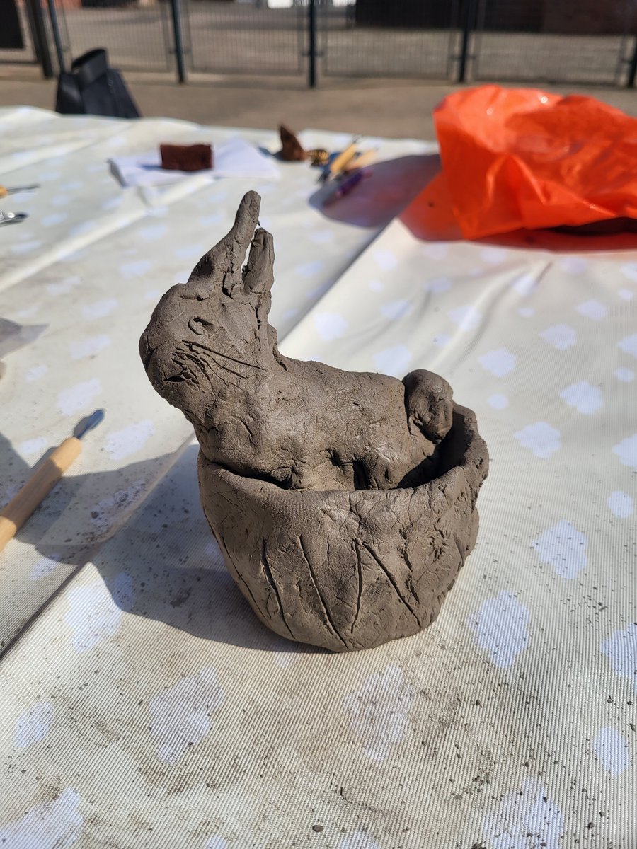 NatMiningMuseum's tweet photo. Pop along to our final #ClimateBeacon event tomorrow🌎make your own clay sculpture for #WeatheringEarth, view participants films & explore the "Carbon Conflict & Climate Change" exhibition before it closes on 6th April! @BritGeoSurvey #familyfriendly #free #VisitMidlothian https://t.co/wsOE2tzF0K