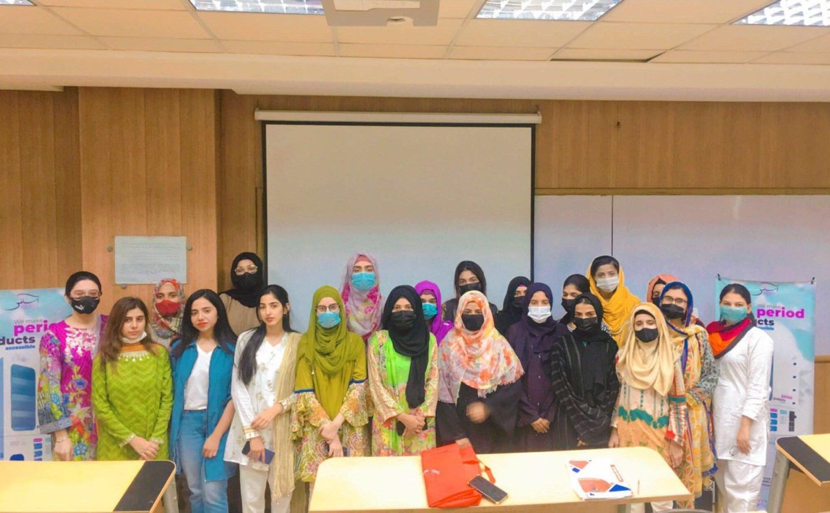 WonderWomenpk's tweet photo. Had an amazing day at UCP conducting a discussion on Breaking Menstrual Taboos in collab w/ @UCPHealthClub 🌸 it is super important to get comfortable to start a conversation around periods 👐 https://t.co/aDxD6LaKhS